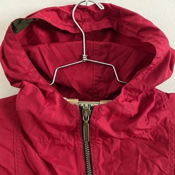 L.L. Bean vintage 90’s pullover windbreaker